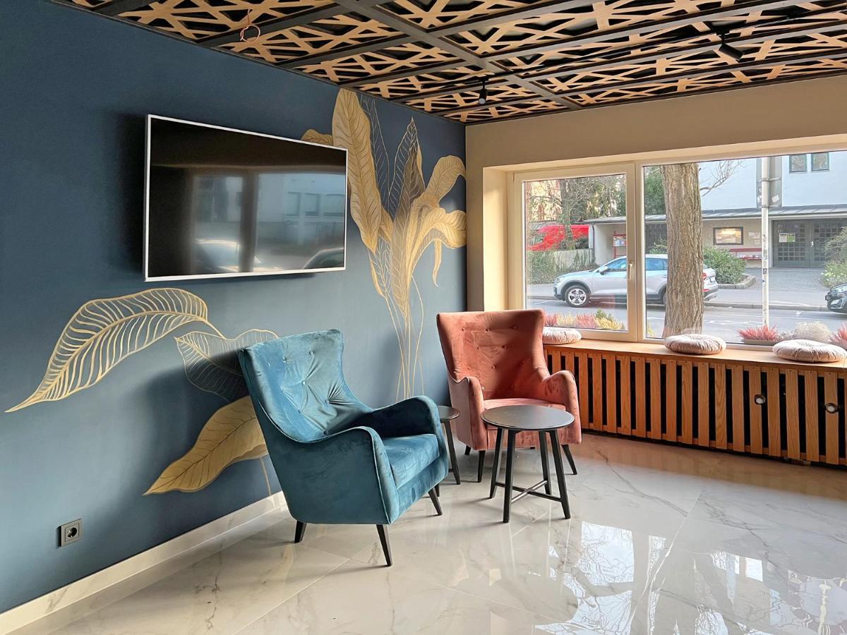 Dormero Hotel Ройтлинген Екстериор снимка